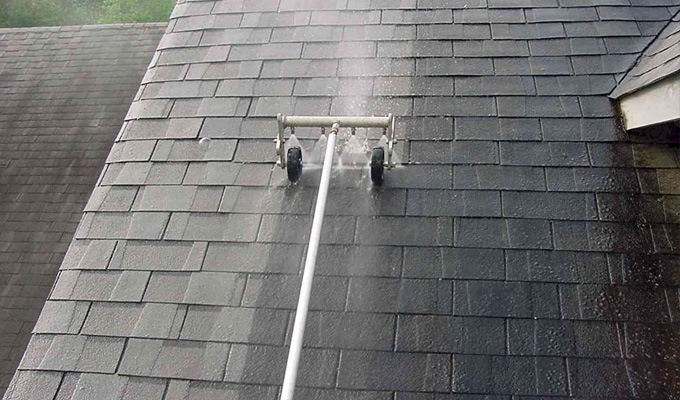 roof moss removal Melbourne